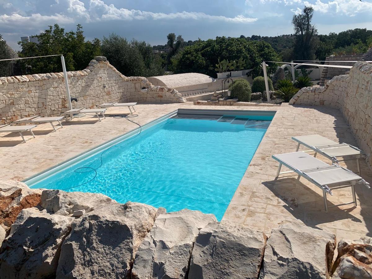 Trulli Tesoro Bed & Breakfast Cisternino Bagian luar foto